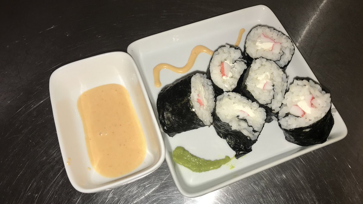 WrightDarian02's tweet photo. Sushi✅ @MarieMstrader https://t.co/13hHQRUePE