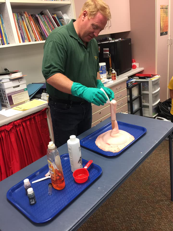 DVESdiamondback's tweet photo. Science is always fun with Mr. Marchant! Last week, students in Mr. Marchant's and Mrs. Freebairn's 5th grade classes learned about chemical and physical reactions with the elephant's toothpaste experiment!
#dves #dvesisthebest https://t.co/ZpdQ2ySADk