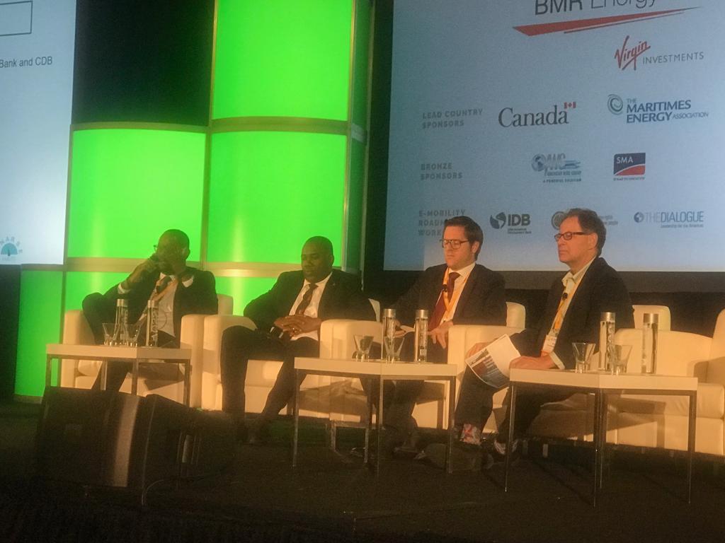 ANARSEHT's tweet photo. Participation du Directeur de l'ANARSE, le Dr @calixev au 11ème forum caraïbeen de l'énergie renouvelable. #CREF2019 https://t.co/47yhgpnIId
