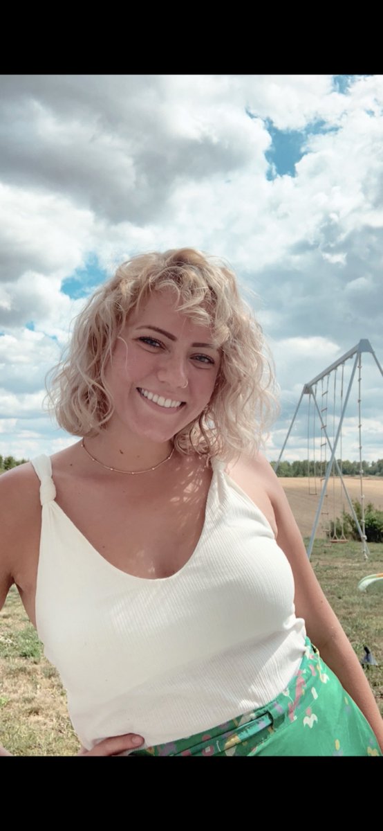 Happy Feature Friday! Meet Chloe! Chloe is an RA in the Neighborhood. Fun Fact: I've been vegan for two months, but I ironically won a barbecue contest last summer. #CapFAM #FeatureFriday