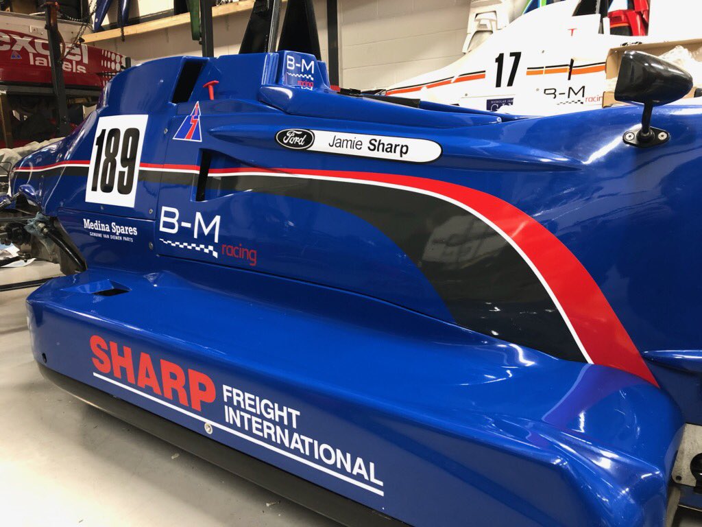 Excited to announce @jammasharp will be racing in the <a href="/brsccff1600/">BRSCCFF1600</a> festival with @b_mracing next weekend looking forward to an awesome weekend 💪🏎🏁big thanks to our sponsors <a href="/RRUKLTD/">Roydon Recycling</a> <a href="/JDavidsonScrap/">J. Davidson</a> <a href="/burnsrubber1/">burns rubber</a> @Junair_UK let’s do this 😎😎🏎
