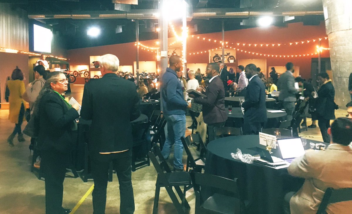 Glad to be <a href="/Visionstlouis/">VISION St. Louis</a> with my <a href="/Square/">Square</a> teammates: @cutsocialmedia &amp; <a href="/nLessCHANCE/">_nlesschance_</a> #SmallBiz #Entrepreneurship #VISION2019