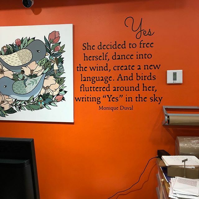 universal_ns's tweet image. Bird on the wire vinyl installed!! Broadw location !!! Go and visit !! ift.tt/2Bqigf0