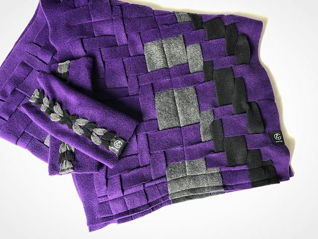 greymatterco's tweet photo. ➕ Custom Order = Next level. .
This sweet little set was just picked up: Gorgeously Rich Purple w/Charcoal &amp; Black accents and a pair of slightly shorter length, Chevron Weave Wrist Warmers.
.
What colours would you choose?...🤔 Message me with your c… https://t.co/JAxtkzCxkl https://t.co/49q9tO6TGl