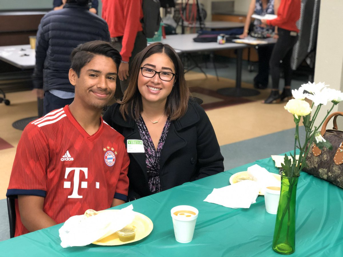 ThurmanPAshley's tweet photo. @polyjackrabbits Student of the Month Breakfast. When we celebrate students, we all win. I can not think of a better way to start off a school day than student celebrations and a breakfast burrito. #proudtobeLBUSD #LBPoly Thank you @TeachMeMrWest and Dr Jackson for your support https://t.co/QkBU28wylX