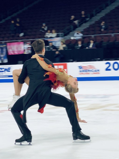 GP - 1 этап. Skate America Las Vegas, NV / USA October 18-20, 2019   - Страница 5 EHLe9x-WoAELw9w?format=jpg&name=small