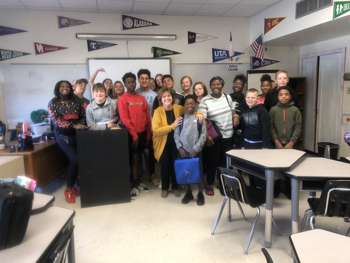 middle_tx's tweet photo. Thank you @grannygabby for coming to share with our AVID classes today! They needed that reminder to stay the course even when things get tough! Grit and Gumption. I’ll keep reminding those kids to think like the 🦆 and the 🐝! @denisonisd @DISDLearns @DHSAVID2 https://t.co/WtjnEcz2wv