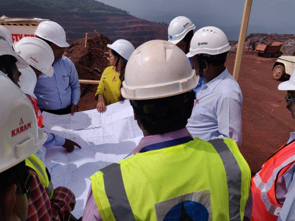 KCCL_Mines's tweet photo. Executive Director of Odisha Mining Corporation Mrs. P. Anvesha Reddy IAS visited mines and accommodation camp in daitari and gandhamardan site today. @odisha_mining @SM_Department https://t.co/3fcHDYStMj