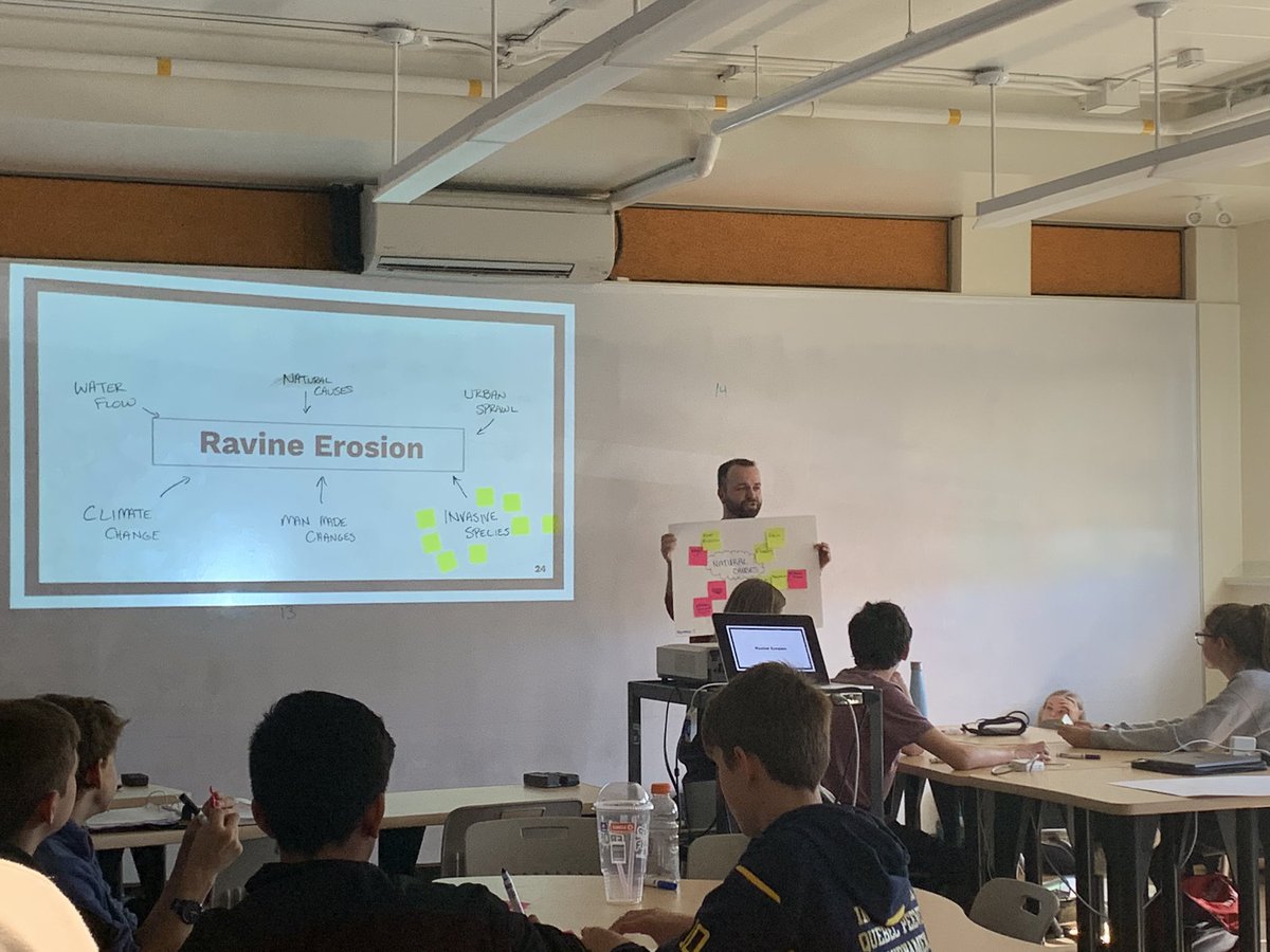 IThinkTogether's tweet image. Perfect way to end the week! 

At the @ISTEM_HDSB @HaltonDSB Advisory Team meeting, we go into the classroom to see... 100 students doing #causalmodels on Ravine Erosion. 

#integrativethinking in action ❤️❤️❤️