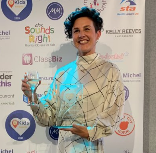 WestmountSM's tweet image. Massive congrats to @annemar98468408 for being generally brilliant in every way and winning her Lifetime achievement award at the What&apos;s On For Kids awards. Well done! #womeninbusiness #WhatsOnForKids