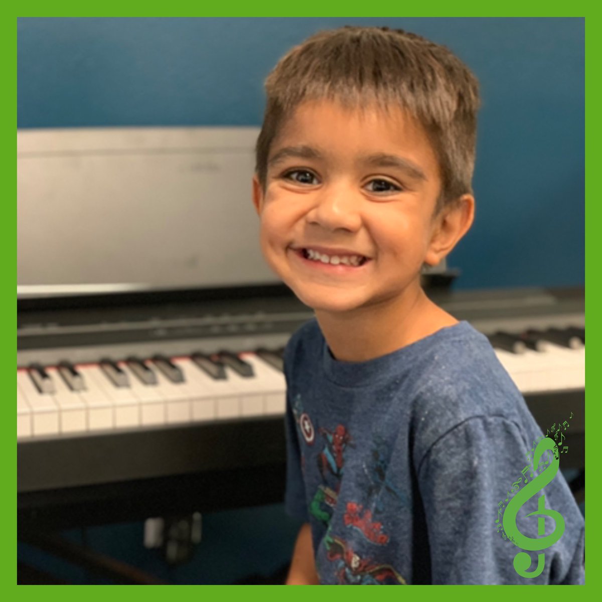 eagerstudios's tweet image. 🙌🏼 Welcome new student Arjun to the #piano studio! That smile tells you everything you need to know about his excitement for his musical journey! 🎶 

#musiclessons #tulare #visalia #tularecounty #pianolessons #EagerForMusic