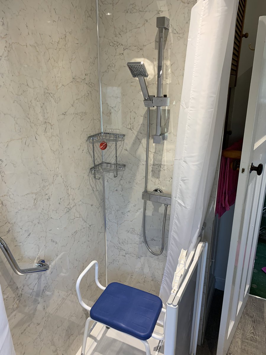 Charlstons_reno's tweet photo. Little bathroom refit for a lovely elderly couple in Crofton. Supplied by @CastlewaterB Another happy customer 👍#bathroom #tiles #shower #lookingaftertheelderly https://t.co/vzKyUnqvq4