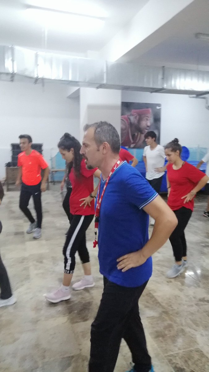 abdurrhmnaltun's tweet image. Mersin Naim Süleymanoğlu Spor Lisesi halk oyunlarını kodlayarak oynuyor. #CodeWeek #codeWeekTurkey #codeWeekEU @spor_mersin @MersinMEM @MezitliMEM