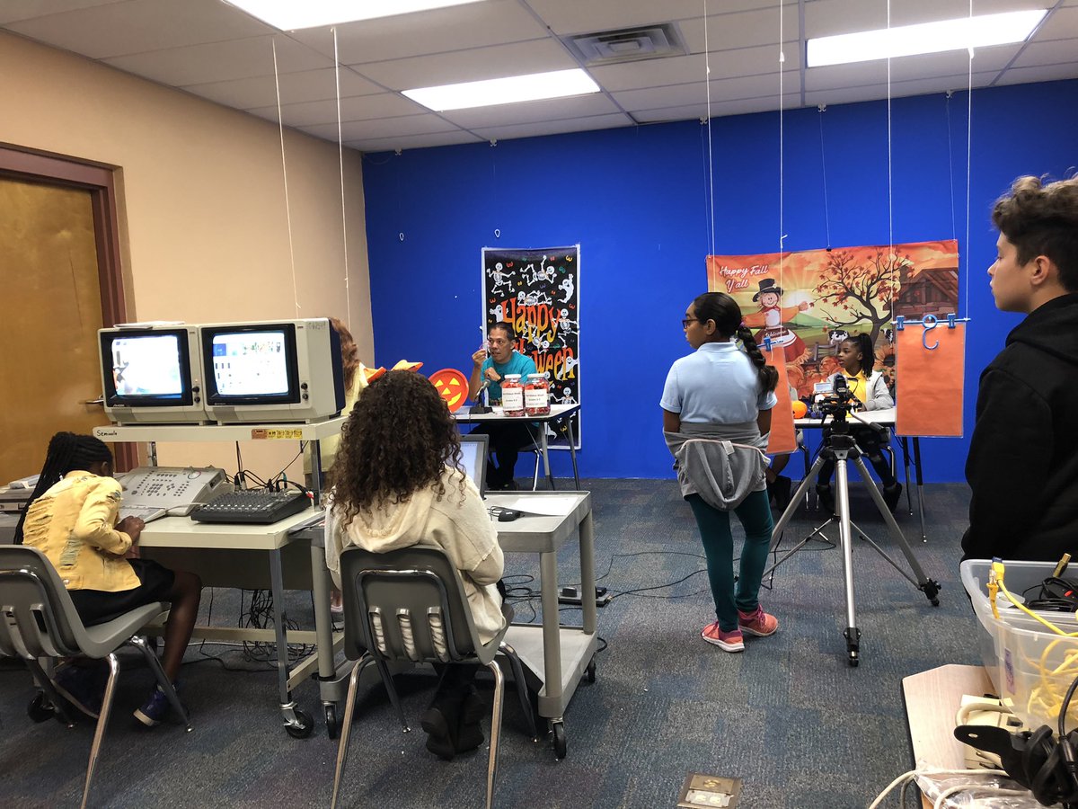 SeminoleHeights Elem (@hcpsseminole) on Twitter photo CEO Jamie Klingman, The Klingman Group visits Seminole Heights Elementary from arrival past dismissal into Fall festival set-up. <a href="/HCPSSeminole/">SeminoleHeights Elem</a> <a href="/HCPSArea4/">HCPS AREA 4</a> #WeClimbTogether #CEOsinschools CEO Jamie Klingman, The Klingman Group visits Seminole Heights Elementary from arrival past dismissal into Fall festival set-up. <a href="/HCPSSeminole/">SeminoleHeights Elem</a> <a href="/HCPSArea4/">HCPS AREA 4</a> #WeClimbTogether #CEOsinschools