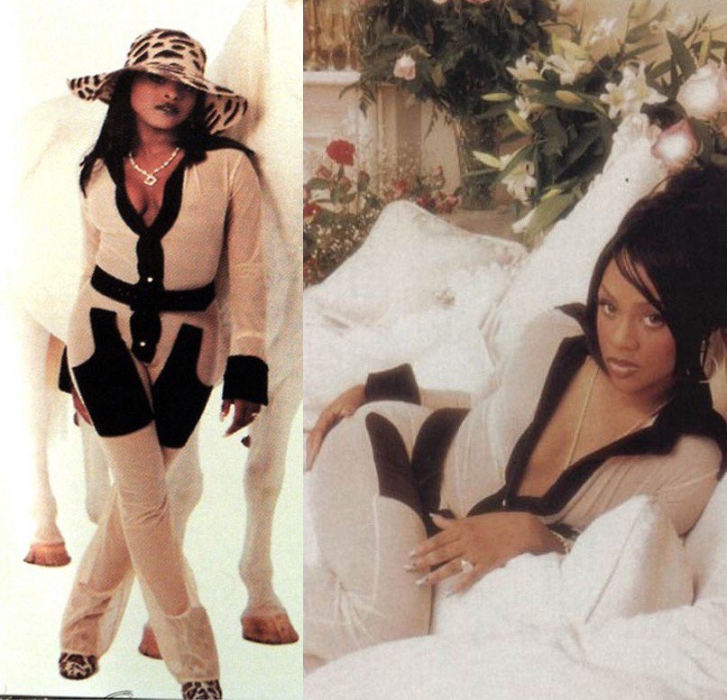 They remained tight & supported each others albums, however it wouldn’t take long for critics/media to start the comparisons. One major comparison is the fact that they wore the same exact outfit in their album sleeves. Rumor has it one borrowed it from the other.