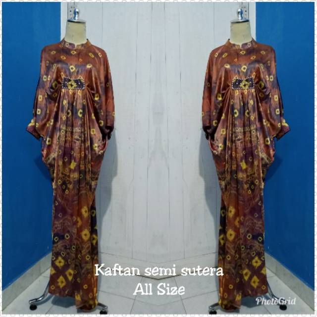 SWarianti's tweet photo. Saya menjual Kaftan jumputan seharga Rp305.000. Dapatkan produk ini hanya di Shopee! https://t.co/GQlUqZtKis #ShopeeID https://t.co/8S4YgpuCaU