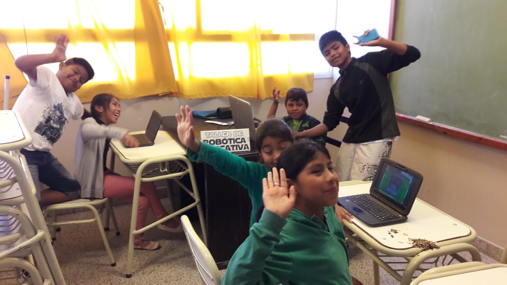 #ActividadesEnCPPS 
Robótica Educativa 

<a href="/fguillesaavedra/">GUILLERMO SAAVEDRA</a> <a href="/patriciapinasco/">Patricia Pinasco</a> <a href="/IvanaZotelo/">Ivana Zotelo</a> <a href="/miriamchaile/">Miriam Rosana Chaile</a>