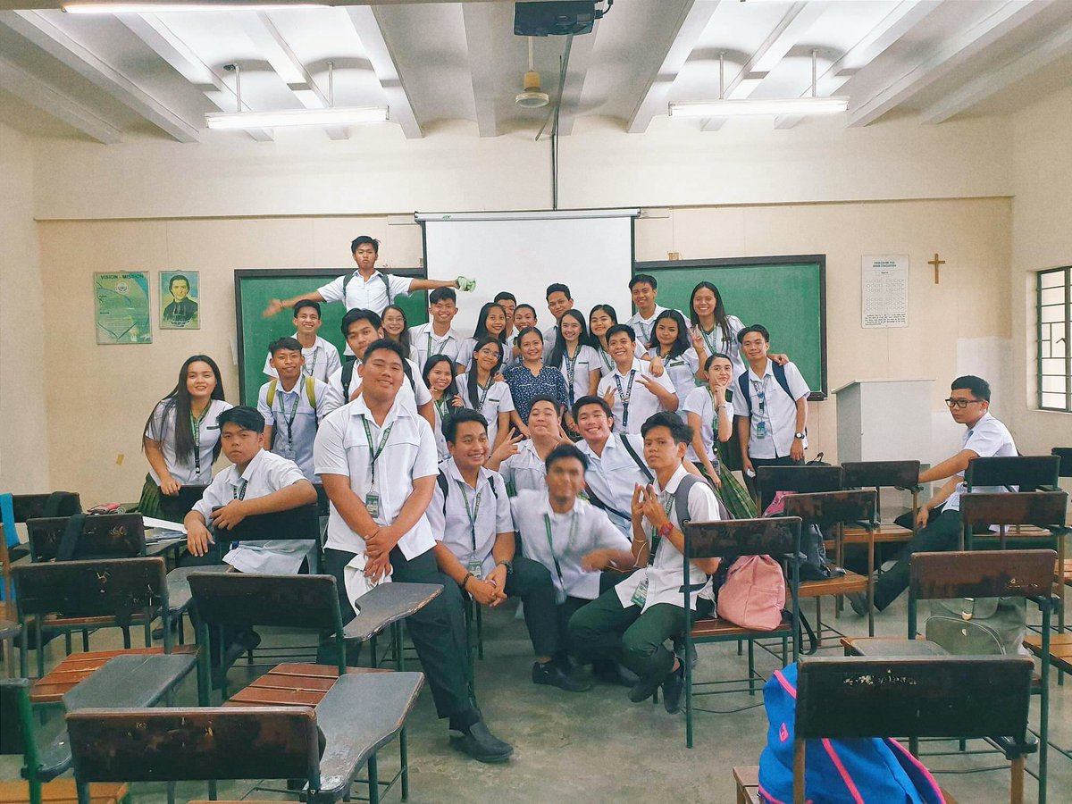 sshiiza's tweet photo. 𝘢𝘥𝘪𝘦𝘶❣️
#Finals
#semestralbreak
#Sembreak https://t.co/Wu50q55I2j