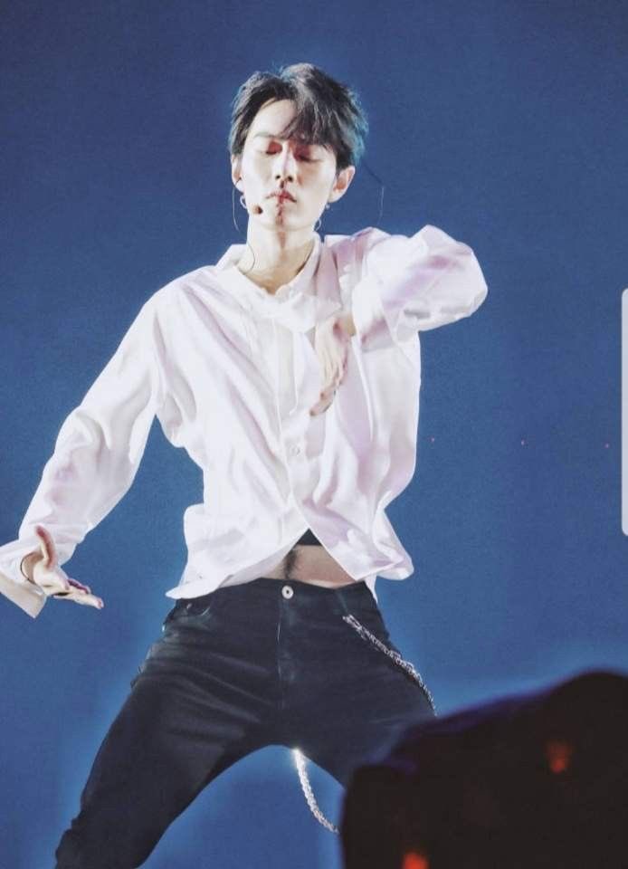 jungkook tweet media