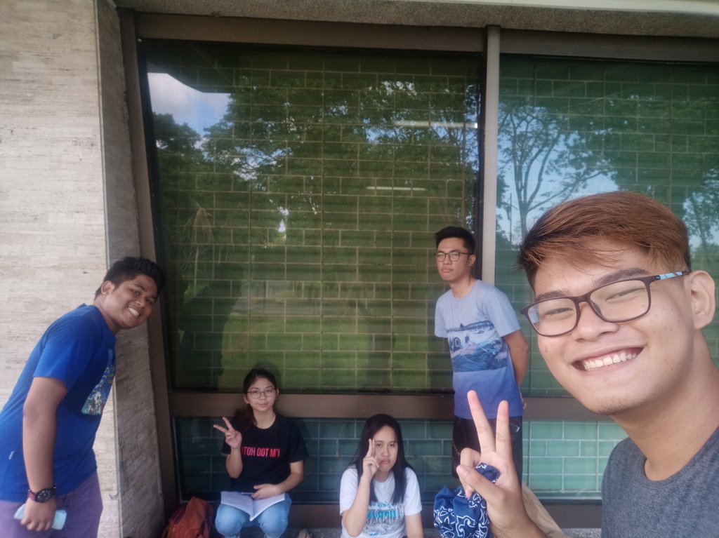 overthnkr's tweet image. The committee that studies together, wins together 😍

Salamat sa pa #GroupStudy, AcadComm. Ready na ako sa hell week 😉😉😉

Di kayo matag @biancaaaakes @emparadas @Tedd_Mananquil