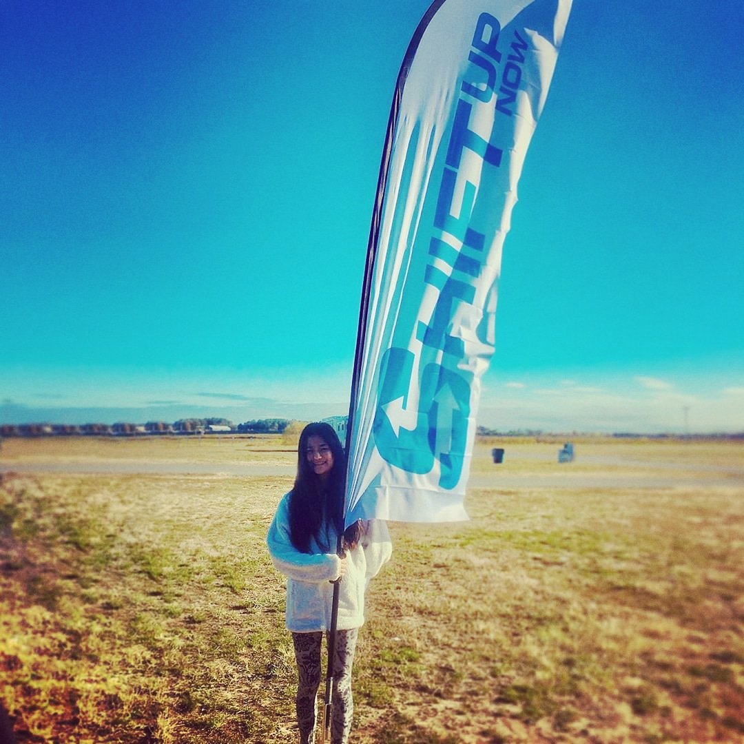 ShiftUpNow's tweet photo. Kristina Esposito with her new @shiftupnow flag! 💪🏼😝
-
#nasane #shiftupnow #race #nj #womeninmotorsports #drivelikeagirl #driven2savelives #Drivenwomen #WomenInMotorsport #WomeninMotorsports https://t.co/KdmPKB5Ks6