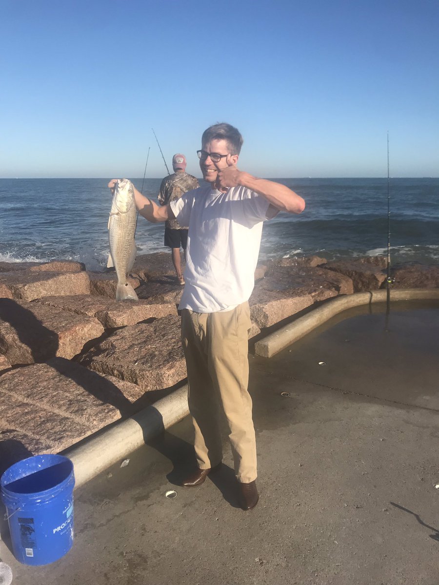 JacobFDegner's tweet image. Third traditional conference fishing trip this time in Galveston TX #ASHG2019 @rogerpique @NeBanovich @rahasesi81