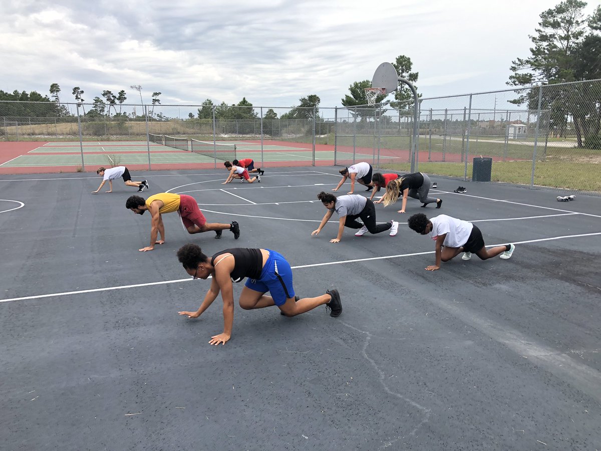 RyanWil27439569's tweet image. 11 days volusia county. Better get ready for the lady wolves. We’re all alphas out here #hardwork #ladypack #deltonawolves