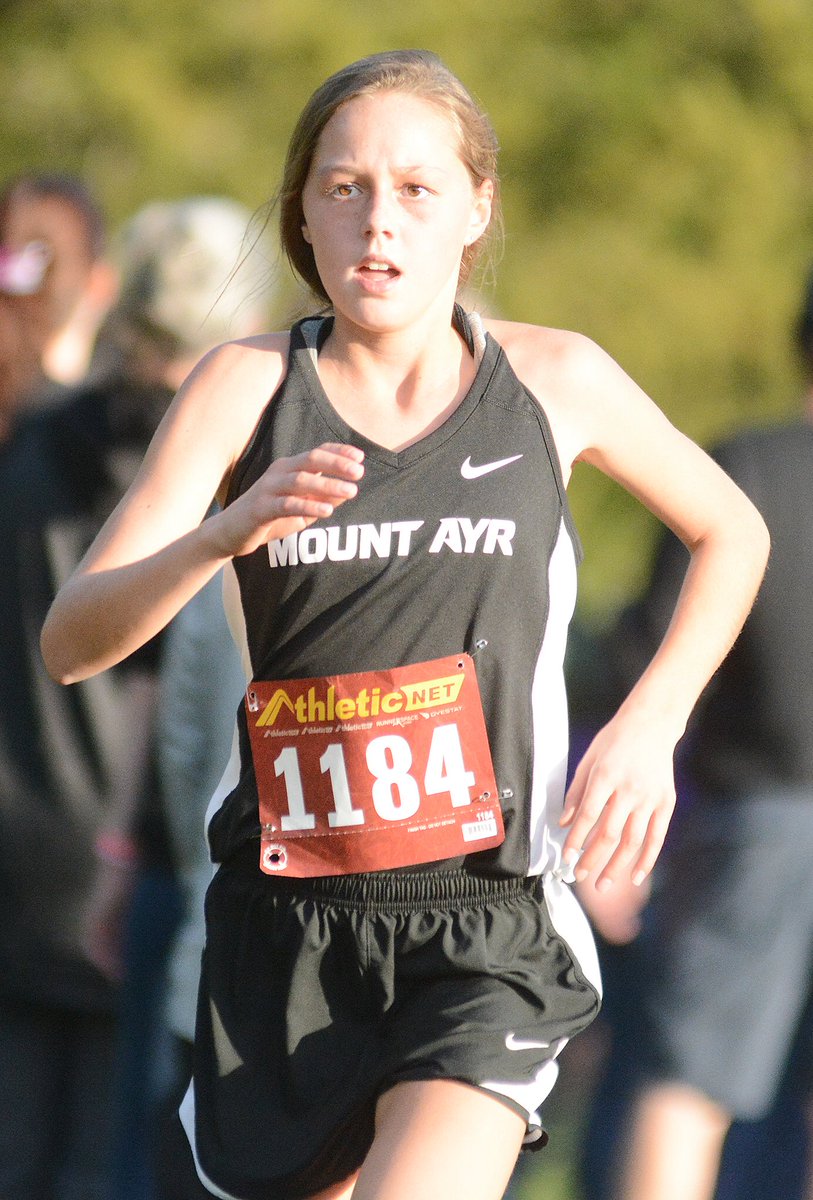 TheTylerHetu's tweet photo. Congratulations to our area Athletes of The Week for Week 6.

FB: Gauge Mitchell, East Union
VB: Kiaya Dunbar, Clarke
BXC: Vinh Nguyen, Orient-Macksburg
GXC: Karlie Larsen, Mount Ayr https://t.co/9DVMtNBmVG