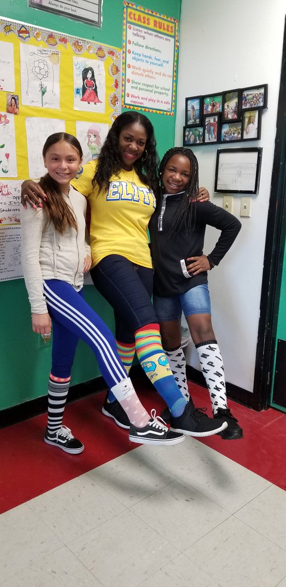 gee_jory's tweet photo. Crazy Socks day @sdmpanthers .
@Elizabeth011311 @NLischner
#SpiritWeek #UnitedWay
#CantHideThatPantherPride https://t.co/PvdNDGnuo3