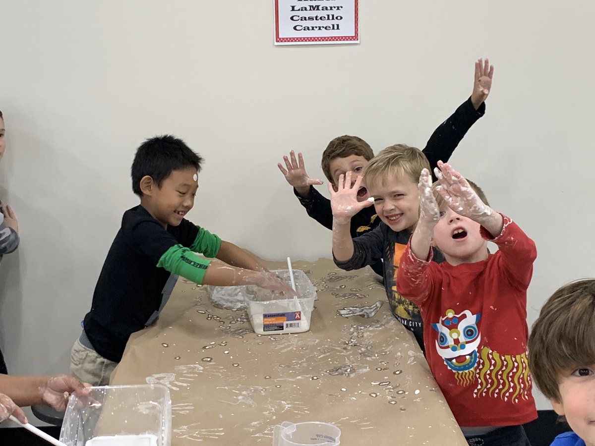 misscastello1's tweet image. And we ended the day with a 2nd grade oobleck experiment to close out unit 1! Thank you @MeadowScience ! #integratedcurriculum #mineolaproud
