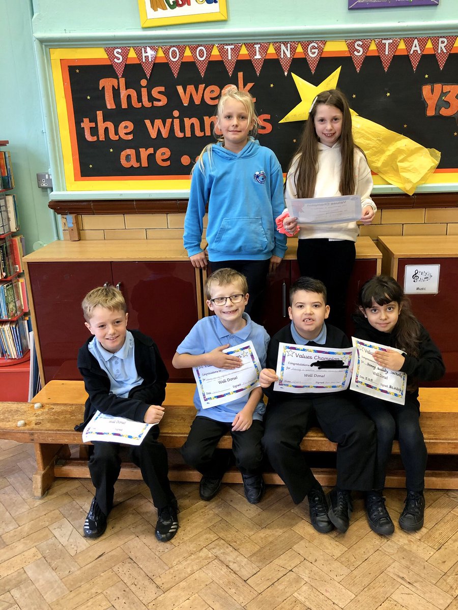 gladstonebarry's tweet photo. Congratulations to this week’s KS2 Values Champions 🎉👏🏻 #valueofquality https://t.co/fS79gufJlQ