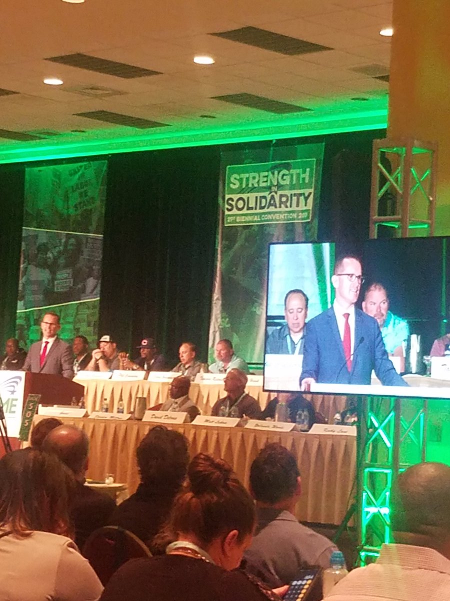 Chief2912's tweet photo. @AFFI1935 #President Pat Devaney addressing @afscme31 #delegates at #AFSCME31CON #StrengthinSolidarity #UnionStrong https://t.co/642OjXH0PH