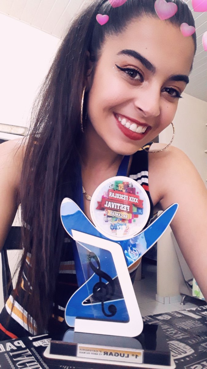 GabiFefe18's tweet photo. Primeiro lugar no XXIX FESCOLAR 
AAAAAHHHH 😍😍😍😍😍😍🏆 https://t.co/3CVqu4i4uh