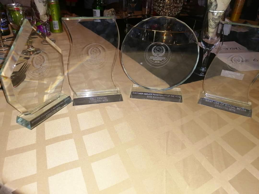 MTNEswatini's tweet photo. The night ends with the bright side 💛 bringing home a total of four awards: 
>Best Contact Centre Of The Year Award
>Efficient Use Of Multichannel Award
>Best Use Of Social Media Award
>Customer Service Personality Of The Year Award @samdumi. 
#Here4U #CSW19 #CSA19 https://t.co/DZNBQEbYRM