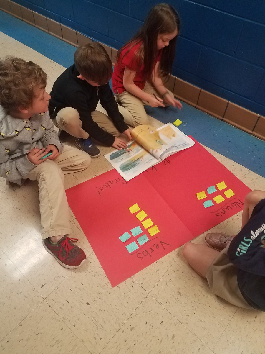 AnnaFree601's tweet photo. My team teacher is amazing! They found ALL the nouns and verbs in our pirate books! https://t.co/ETcG9fLtDc