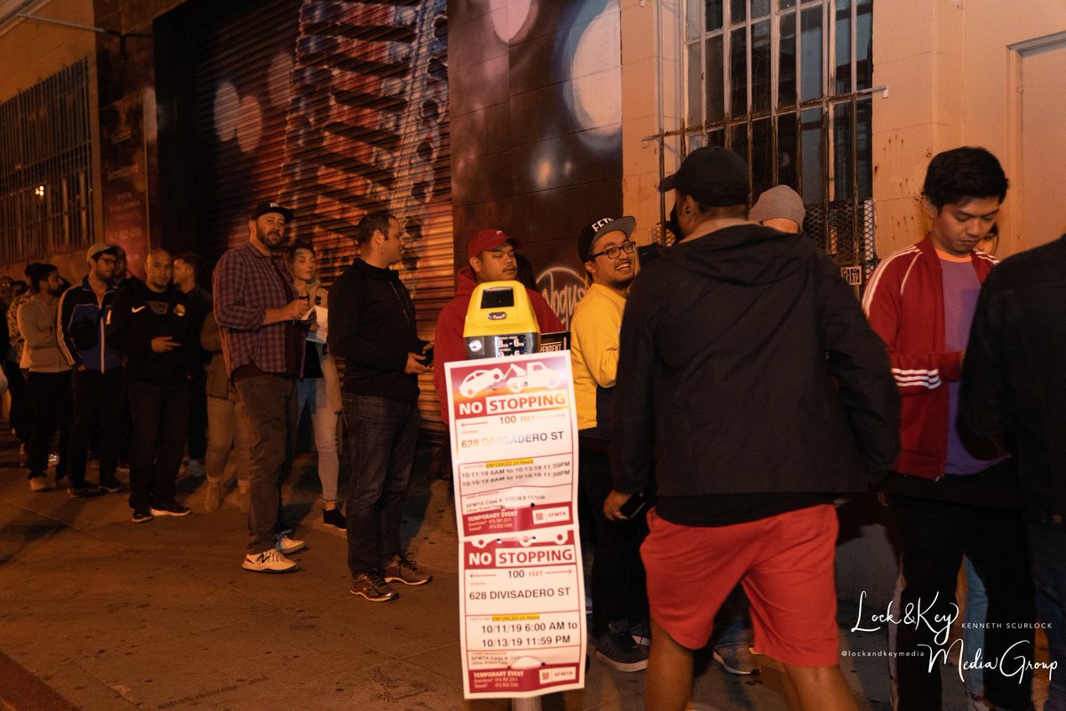 Jade_Hoye's tweet photo. LIVE POD AT THE INDEPENDENT | SAN FRANCISCO | OCT 12

BOMM | BUDS | WARRIORS | CINEPHOBE | MAILBAG

@BigWos @talkhoops @tomhaberstroh @SherwoodStrauss @DarthAmin @Travonne @Jade_Hoye @pikachuliu @nitzbluv @AndyKHLiu @samesfandiari @loganmmurdock 

Listen: https://t.co/grLod8GboG https://t.co/h6tZdtjBHp