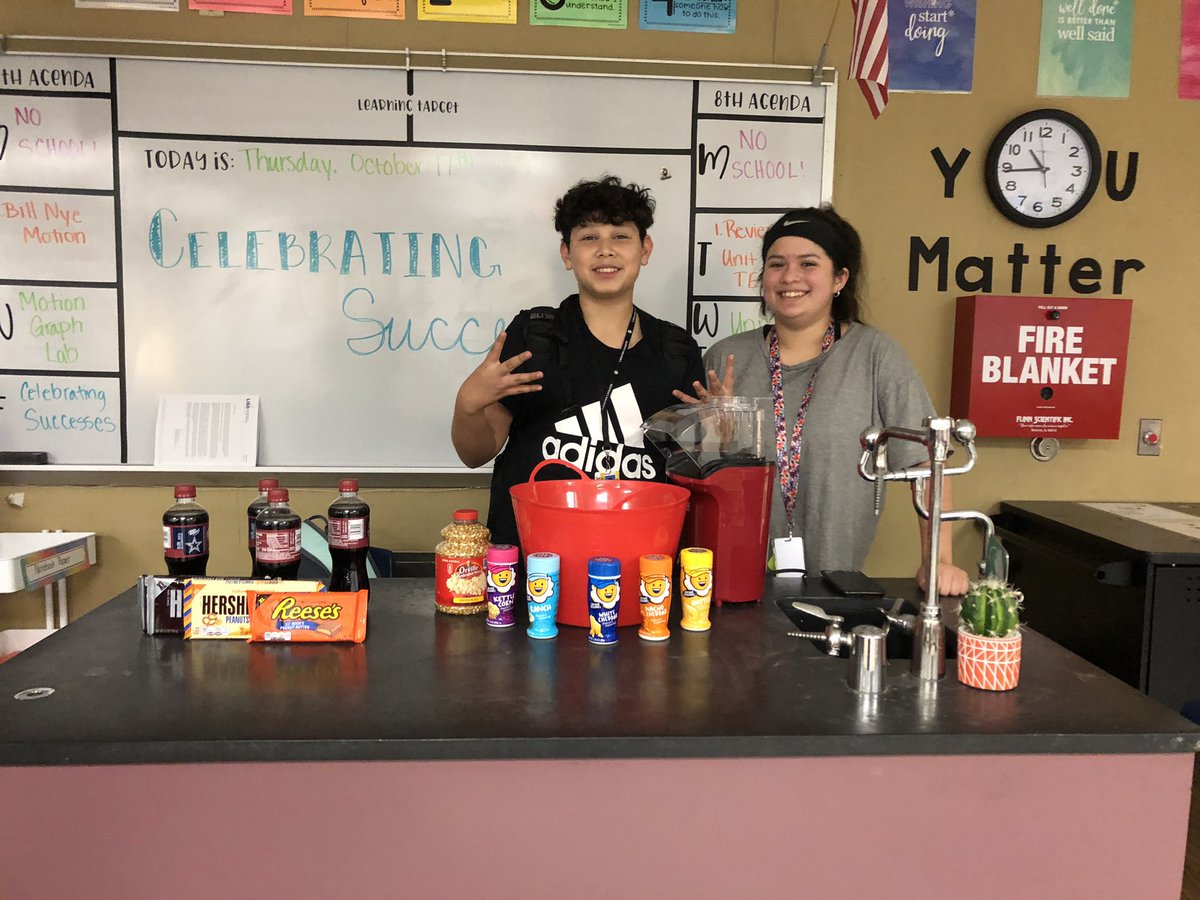 Today we celebrated our success in our academics and behavior for the first 9 weeks.🍿<a href="/LakeviewMS/">Lakeview MS</a> #WeAreLakeview #CelebratingSuccesses