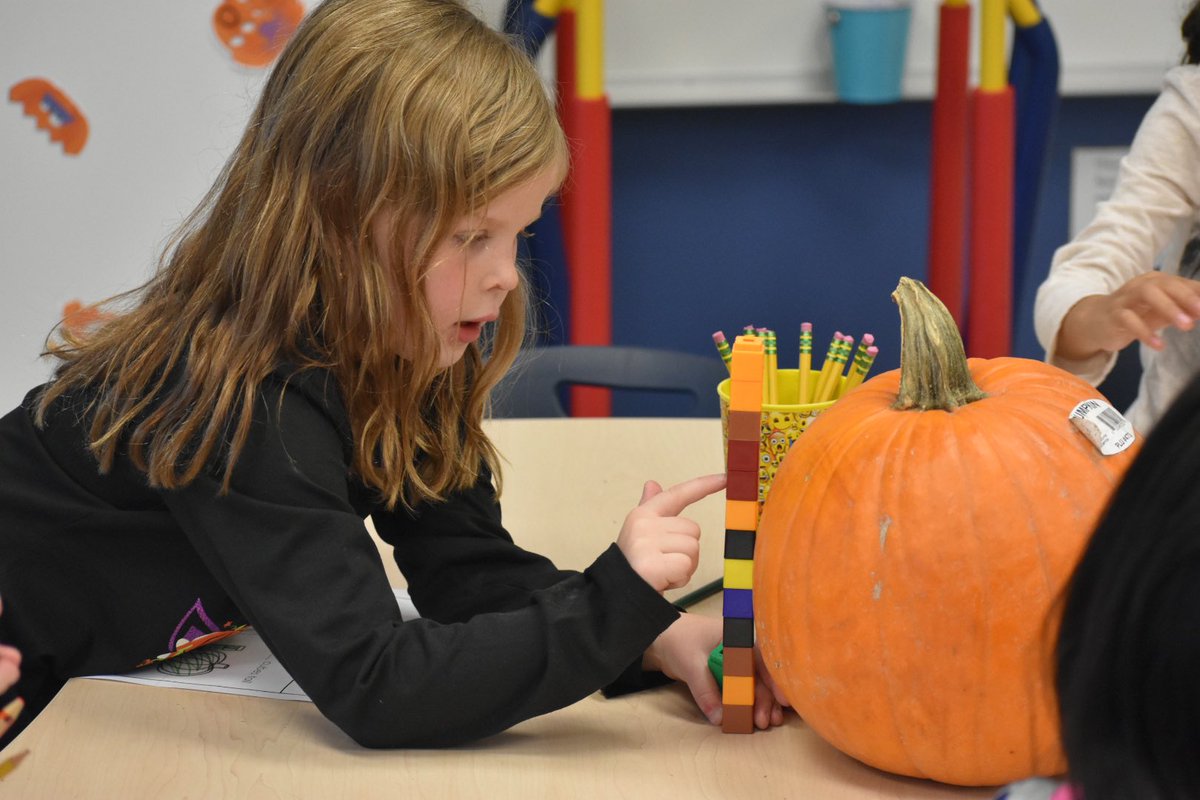 Science, math, and writing all in one pumpkin investigation lesson! We love fall! #gretchko2020 #wb2020
