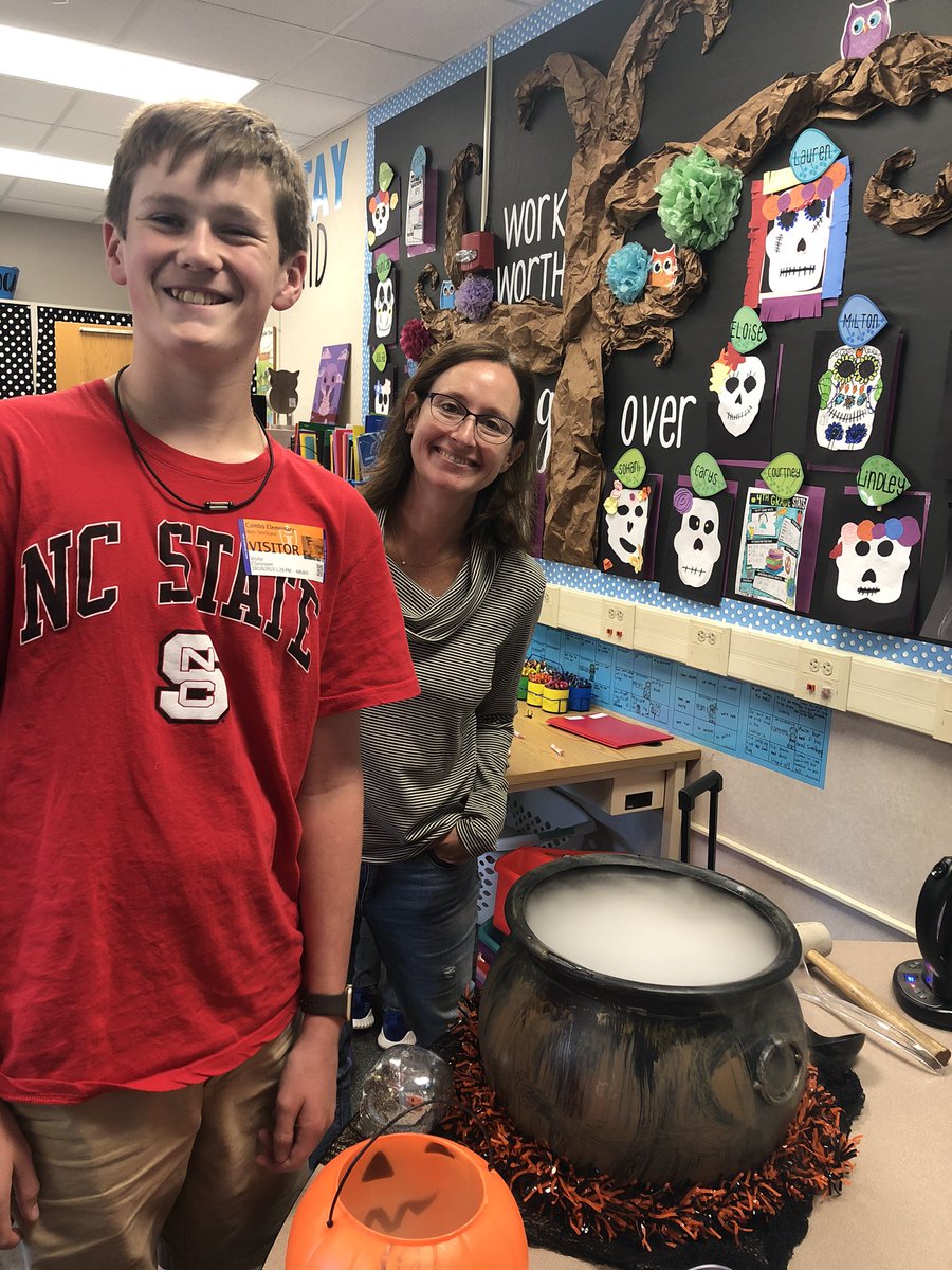 jennstrick71's tweet photo. @ToolenTweets  We had so much fun during Fun Friday today making our Witches candy hands and playing with a witches cauldron.  The kids loved learning about dry ice. https://t.co/vtLANdnAZy
