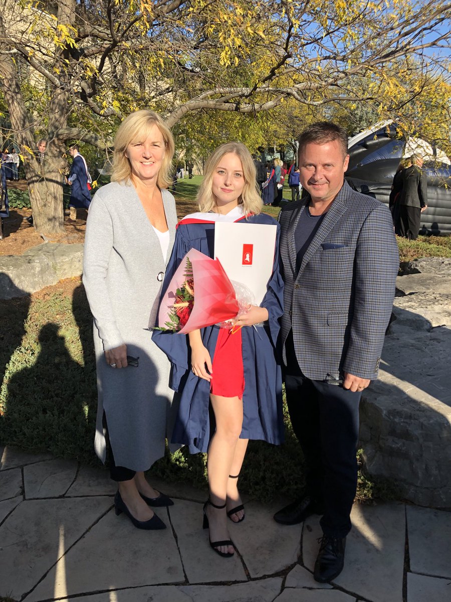 sggermond's tweet photo. Congratulations ⁦@jamiegermond⁩ on your graduation #brockgrad #brocku #proudparents https://t.co/Iy5bOPjQwE