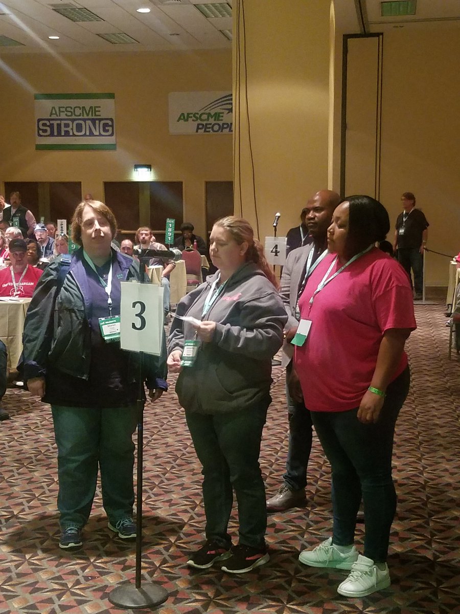 Chief2912's tweet photo. #Local2871 @Clearbrook1 speaking in support for demanding higher wages for non-profit agency workers @afscme31 #21stBiennnialConvention #RaisethewagesofDSP #AFSCME31CON #UnionStrong #AFSCMESTRONG #StrengthinSolidarity https://t.co/4cF5OXrOyz