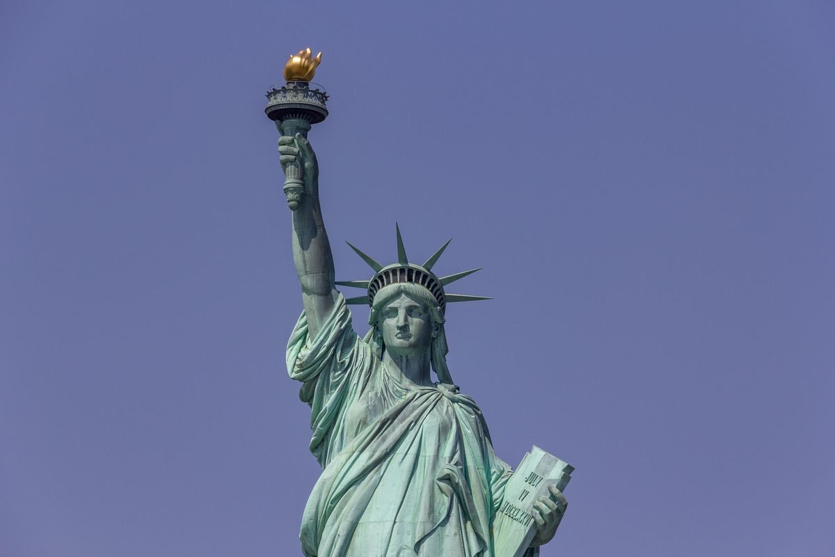 madamstreep's tweet image. meryl streep: better statue of liberty than the original