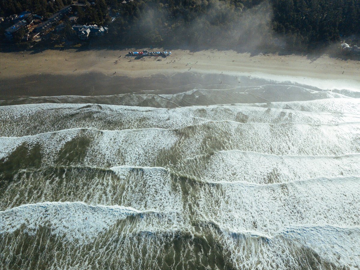 Check out our interview with Tofino is a Place filmmaker Ryan Struck. thehandandeye.com/blog/10-17-201…