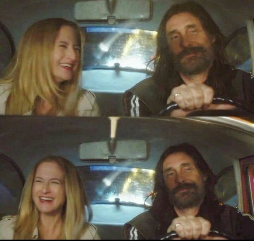 Seninle yaşadığımız anıları gittiğimiz yollar bir kenara  göğsümde uyuduğunu nasıl unutur insan. Her şeyin bir anısını bıraktın bana ve bu benim canımı yakıyor.