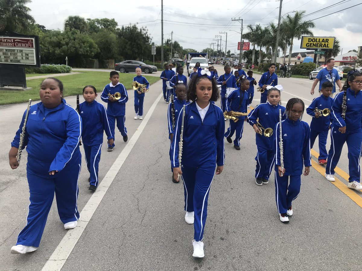 mona_saint's tweet photo. KEC Canal Point representing at the Pahokee Middle/Senior High School parade. https://t.co/1yMlRs5pRV