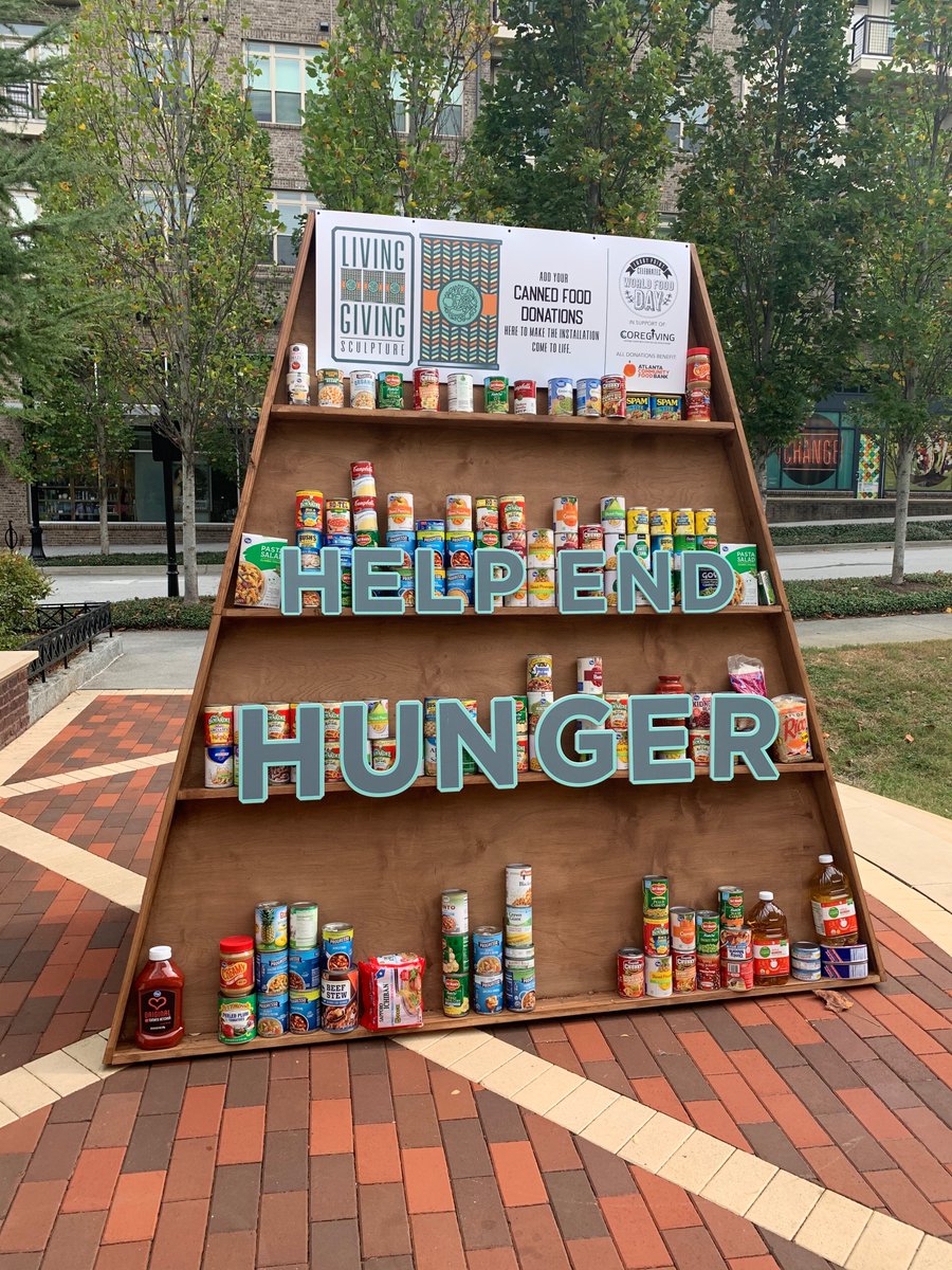 ShopCoreProp's tweet photo. Earlier this month, Emory Point hosted the opening night event for ATL at the Core. The exhibit supports our #CoreGiving initiative and encourages the local community, friends, and students to bring food donations benefiting 
@ACFB 

#communityevents #endhunger #atlanta https://t.co/wwi6079aWx