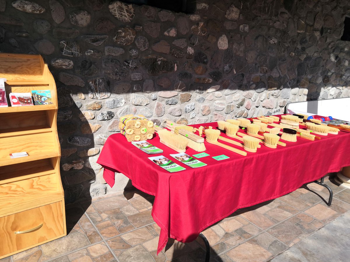 FSCMEXICO's tweet photo. Gracias al #CEFOFOR de @CONAFOR por invitarnos a participar en el Foro Indígena: Alternativas de proyectos productivos con participación comunitaria y gobernanza ambiental, en la Comunidad de Puerto de Dexthi, Hidalgo. #JuntosSomosFSC #EligeFSC #MéxicoForesteríaComunitaria https://t.co/7knonOOIYu