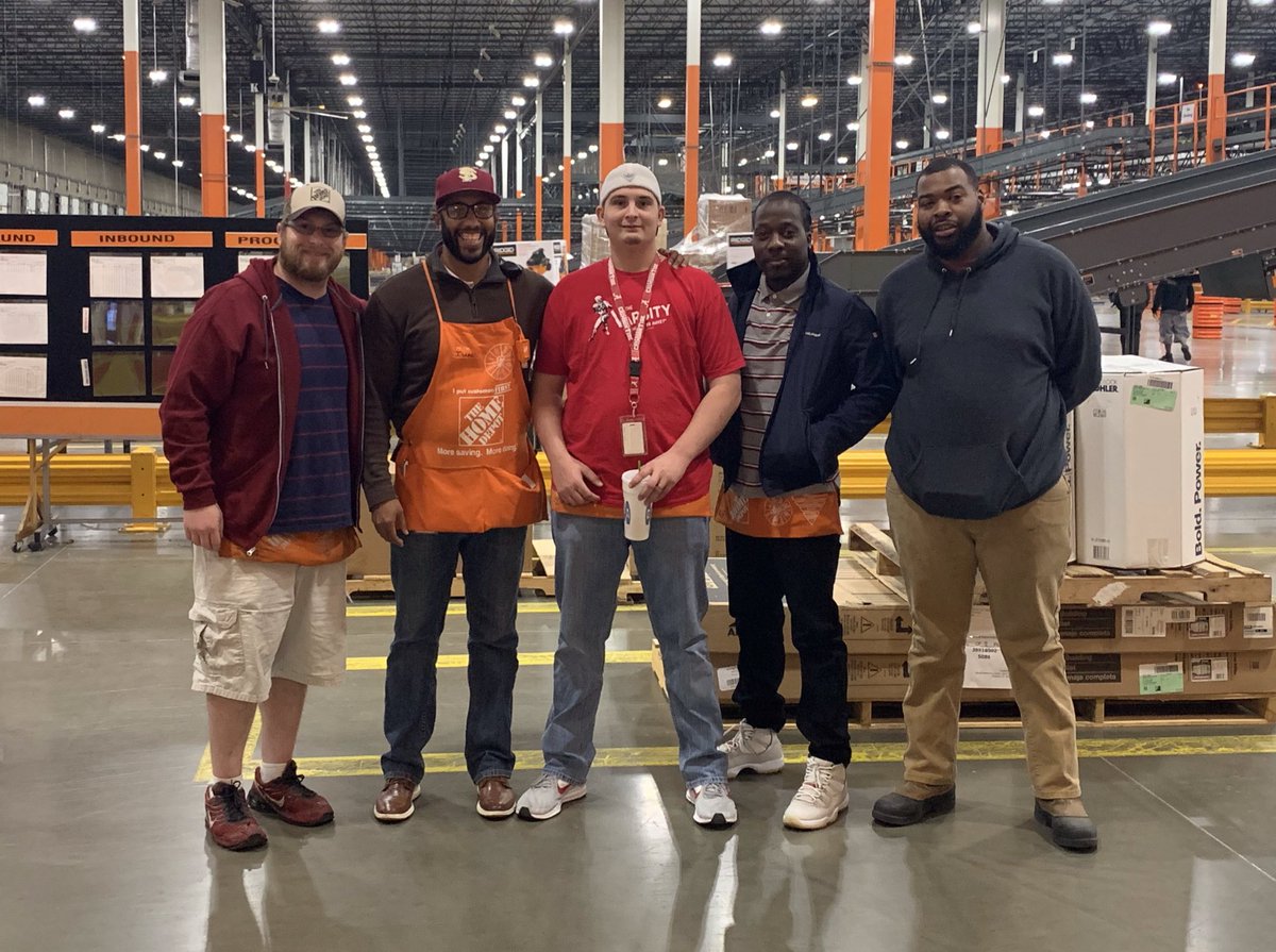 Hey @HomeDepot5085 look who I found! Thanks for the help the past 2 weeks fellas. Always good to see people from home!