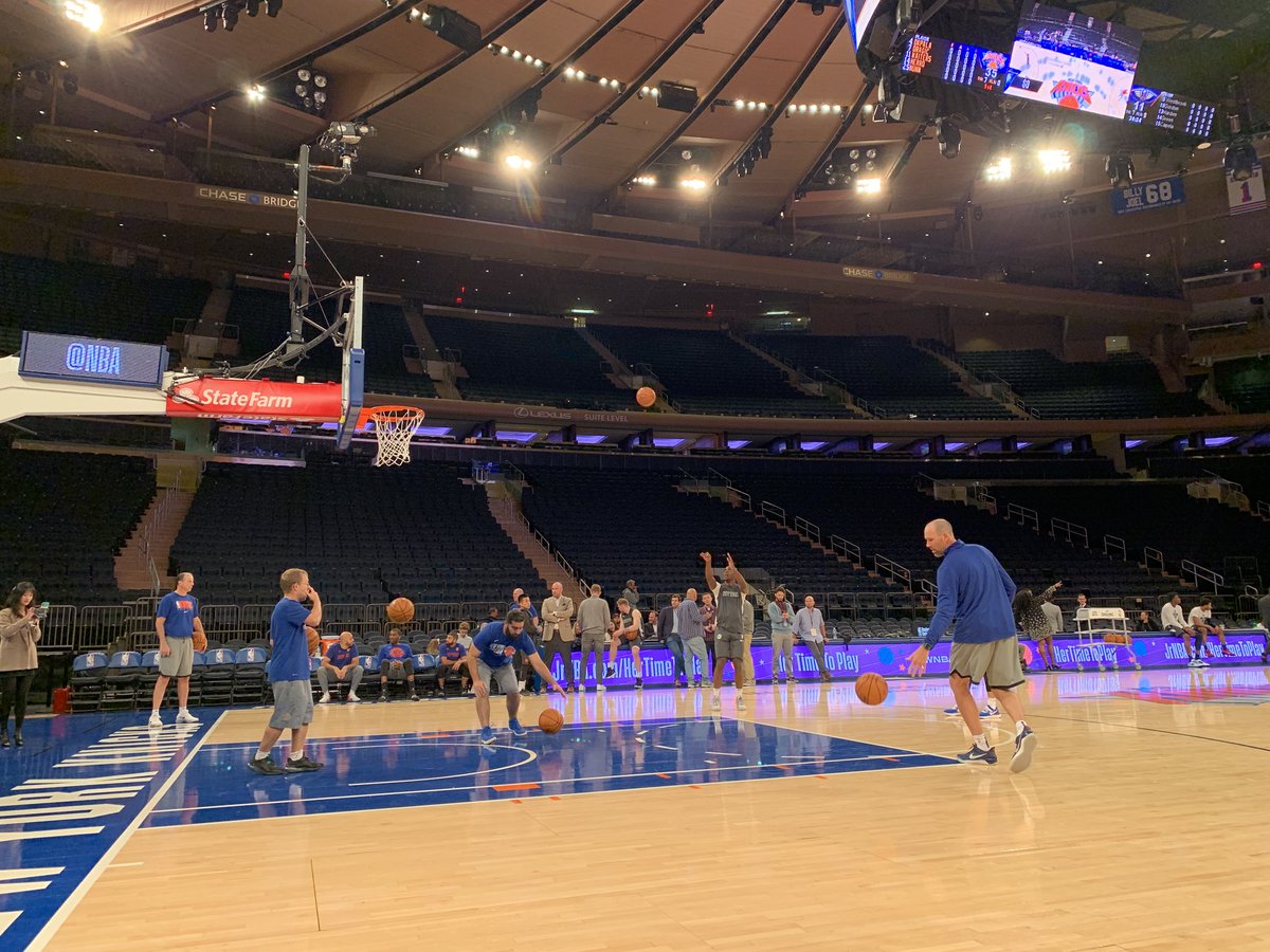 MEdwardsBball's tweet image. Pre Pre Game Warm-ups in the NBA are slightly eye opening to me...actually proves that what I’m Teaching in the #MonStarLab   is what they expect you to do at the Highest Levels.
#ButIAlreadyKnewThat 😈