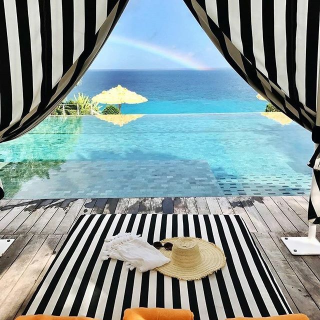 TravelSovereign's tweet photo. This is how we want to spend our Friday. 🍹🕶️ In 2017, Hurricane Irma did unthinkable damage to this small Caribbean paradise, but resilience always wins.

#SovereignTravelAgency  #ExplorationElevationRejuvenation #travel #vacation #wanderlust #Mallio… https://t.co/uIQhabZrBA https://t.co/uak7znbdR4